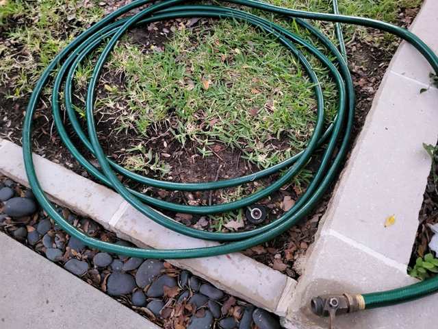 Water Hose to Clean Drainpipe